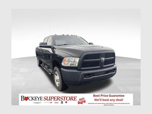 Brilliant Black Crystal Pearlcoat 2016 RAM 3500 Tradesman