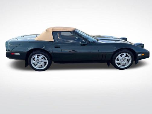 Green 1990 Chevrolet Corvette Base
