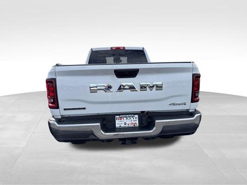 Bright White Clearcoat 2025 RAM 2500 Big Horn Crew Cab 4x4 6'4' Box