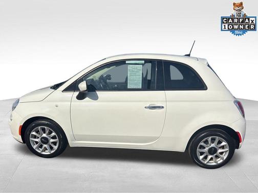 Bianco (White) 2017 FIAT 500 Pop