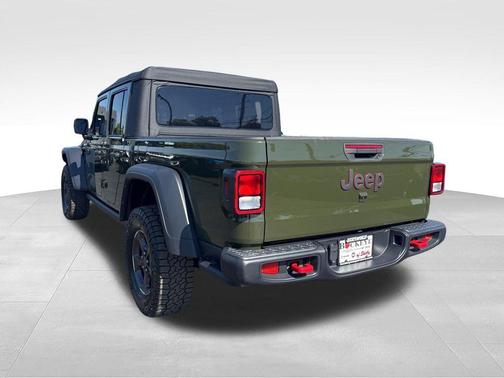 Sarge Green Clearcoat 2022 Jeep Gladiator Rubicon
