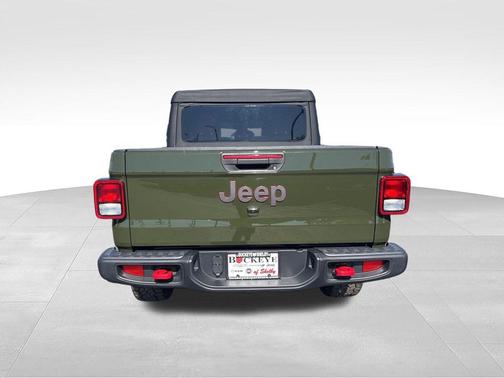 Sarge Green Clearcoat 2022 Jeep Gladiator Rubicon