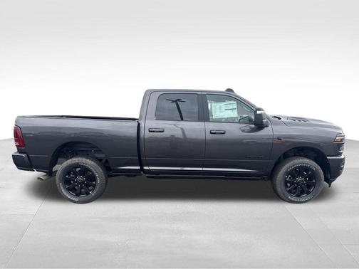 Granite Crystal Metallic Clearcoat 2026 RAM 2500 Laramie Crew Cab 4x4 6'4' Box
