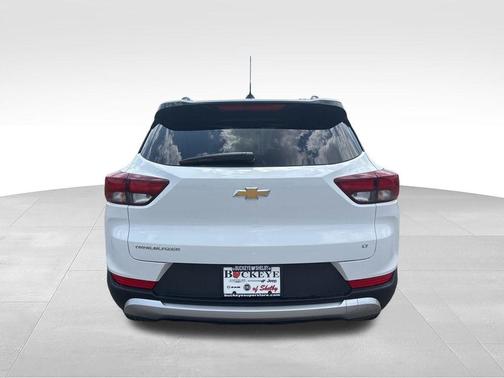 Summit White 2024 Chevrolet Trailblazer LT