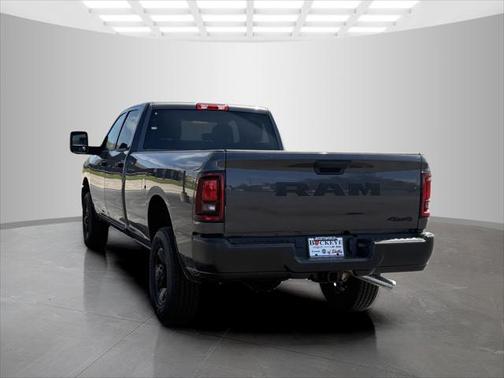 2025 RAM 2500 Tradesman Crew Cab 4x4 8' Box