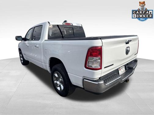 Bright White Clearcoat 2020 RAM 1500 Big Horn/Lone Star