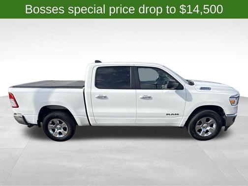 Bright White Clearcoat 2020 RAM 1500 Big Horn/Lone Star