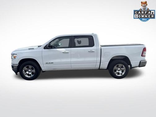 Bright White Clearcoat 2020 RAM 1500 Big Horn/Lone Star