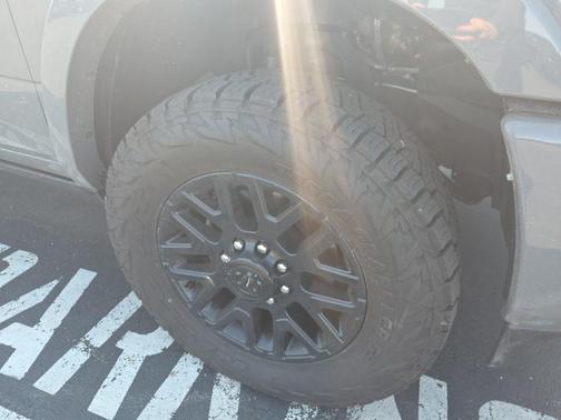 Ceramic Gray Clearcoat 2026 RAM 2500 Limited Mega Cab 4x4 6'4' Box