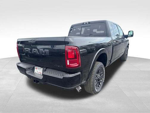 Diamond Black Crystal Pearlcoat 2026 RAM 3500 Limited Mega Cab 4x4 6'4' Box
