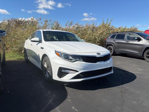 2020 Kia Optima LX
