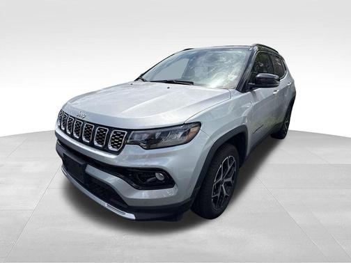 Silver Zynith Metallic Clearcoat 2025 Jeep Compass Limited
