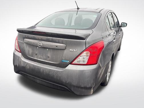 2016 Nissan Versa 1.6 SV