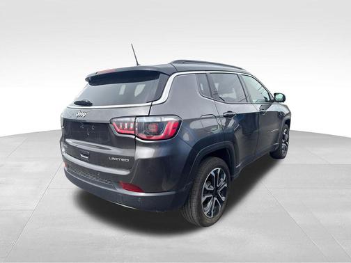 Billet Silver Metallic Clearcoat 2023 Jeep Compass Limited