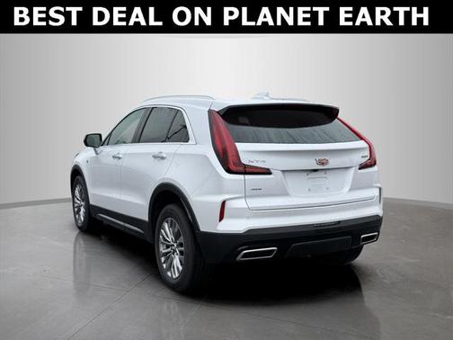 2025 Cadillac XT4 Premium Luxury