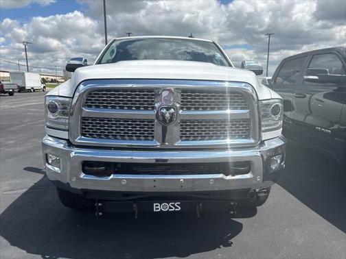 2018 RAM 2500 Laramie Crew Cab 4x4 6'4' Box