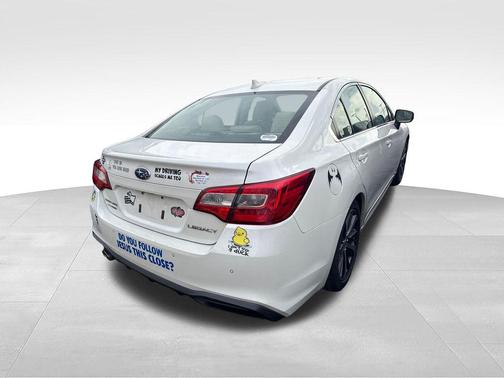 Crystal White Pearl 2019 Subaru Legacy Limited