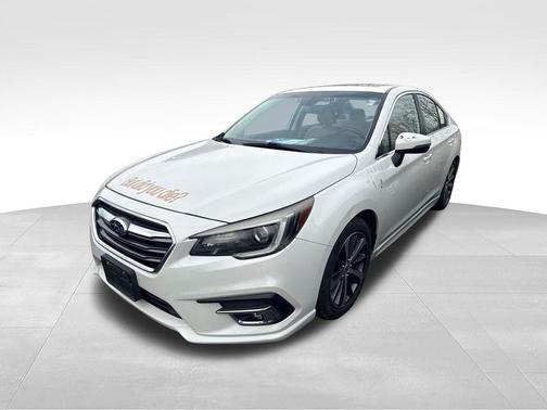 Crystal White Pearl 2019 Subaru Legacy Limited