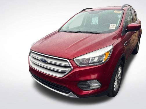 Ruby Red Metallic Tinted Clearcoat 2018 Ford Escape SE