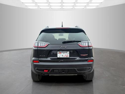 2022 Jeep Cherokee Trailhawk