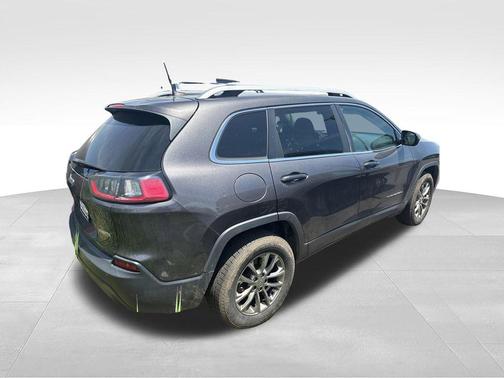 Granite Crystal Metallic Clearcoat 2019 Jeep Cherokee Latitude Plus