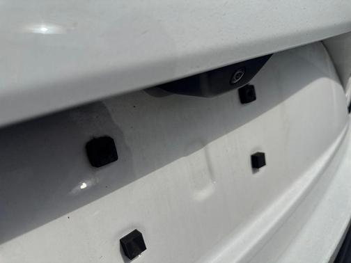 Bright White Clearcoat 2023 Jeep Grand Cherokee Limited