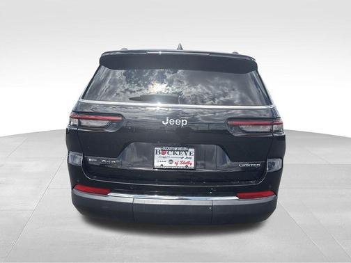 Diamond Black Crystal Pearlcoat 2023 Jeep Grand Cherokee L Limited