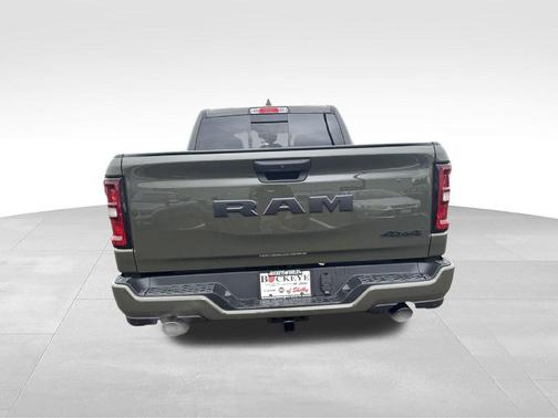 Tank 2027 RAM 1500 Express