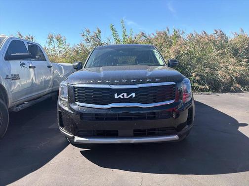 2022 Kia Telluride LX