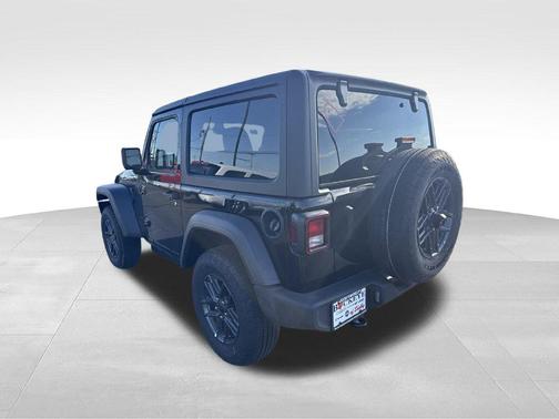 Black Clearcoat 2026 Jeep Wrangler Sport