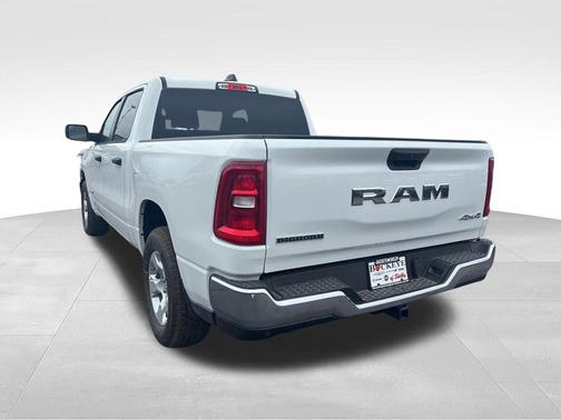 Bright White Clearcoat 2026 RAM 1500 Big Horn/Lone Star