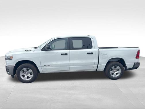 Bright White Clearcoat 2026 RAM 1500 Big Horn/Lone Star