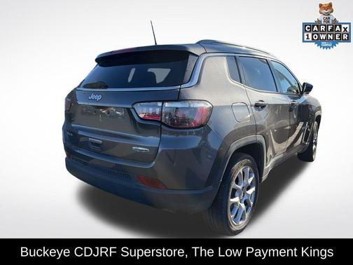 2022 Jeep Compass Latitude Lux