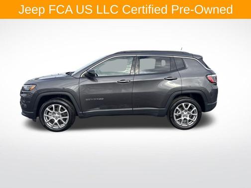 2022 Jeep Compass Latitude Lux