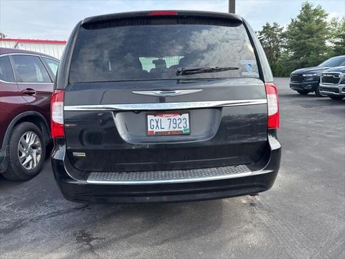 2015 Chrysler Town & Country Touring