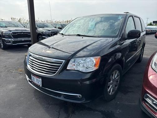 2015 Chrysler Town & Country Touring