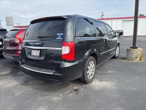 2015 Chrysler Town & Country Touring