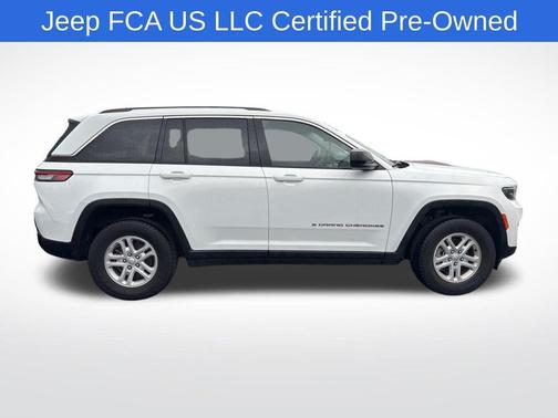 2022 Jeep Grand Cherokee Laredo