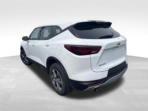 Summit White 2025 Chevrolet Blazer 2LT