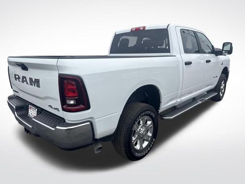 2025 RAM 2500 Big Horn Crew Cab 4x4 6'4' Box
