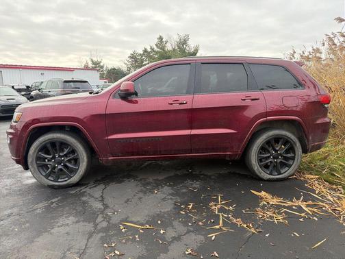 2017 Jeep Grand Cherokee Altitude