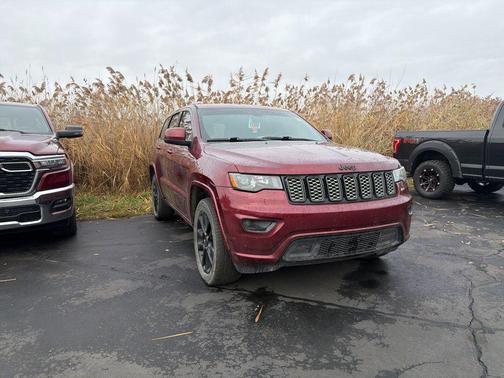 2017 Jeep Grand Cherokee Altitude
