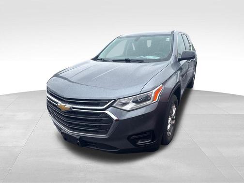 Satin Steel Metallic 2021 Chevrolet Traverse LS