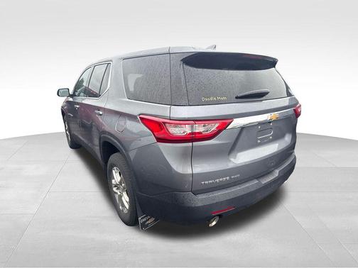 Satin Steel Metallic 2021 Chevrolet Traverse LS