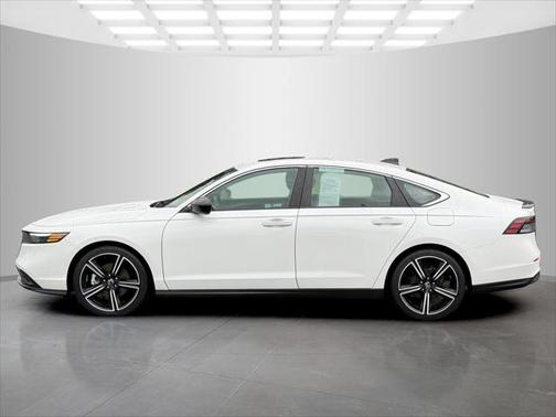 2023 Honda Accord Hybrid Base