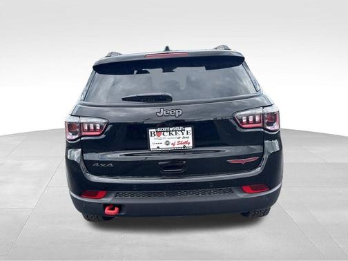 Diamond 2026 Jeep Compass Trailhawk