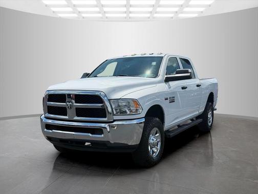 2018 RAM 2500 Tradesman Crew Cab 4x4 6'4' Box