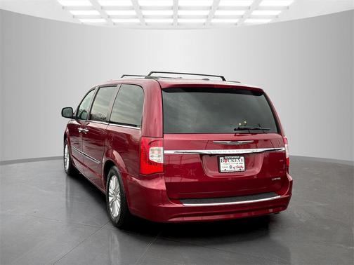 2013 Chrysler Town & Country Limited