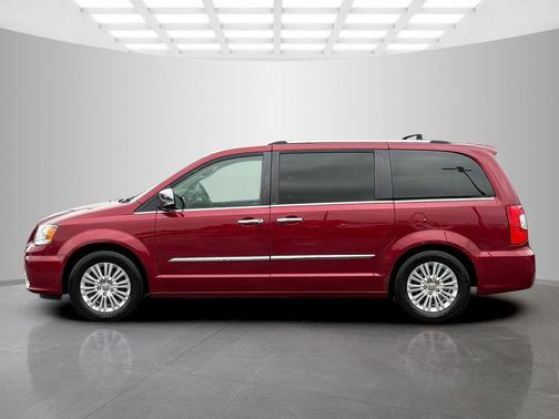 2013 Chrysler Town & Country Limited