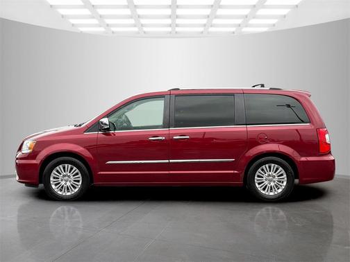 2013 Chrysler Town & Country Limited